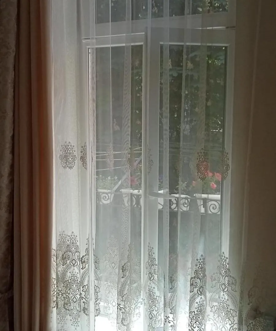 Svitla Zatyszna: Cozy Central Apartment with Balcony Near Opera Lviv